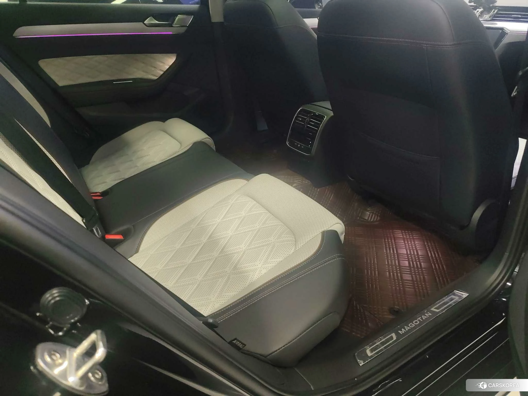 Volkswagen Magotan id 4461608 из Китая 8