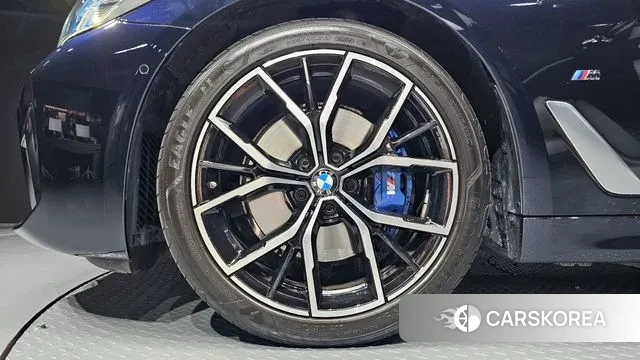 BMW 5 Series (G30) id 2974695 из Кореи 15