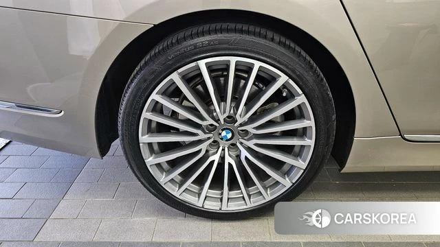 BMW 7 Series (G11) id 3935828 из Кореи 15