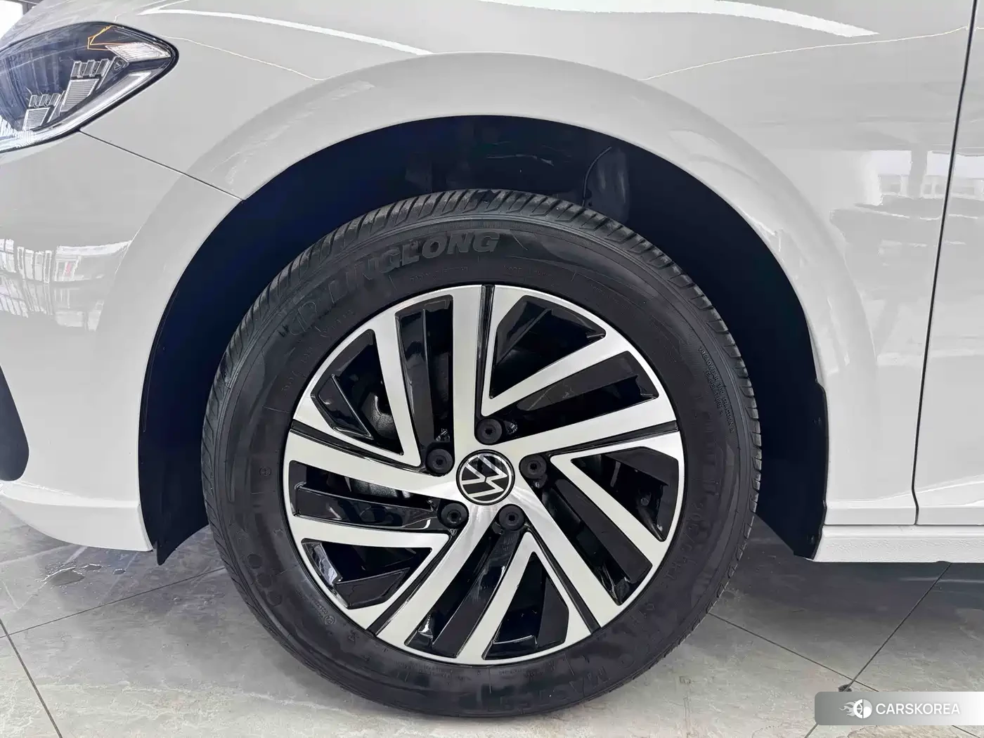 Volkswagen Lavida 2024 Белый из Китая, фото 5