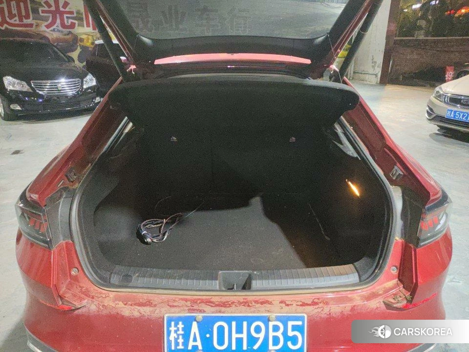 Volkswagen Lingdu 2022 Красный из Китая, фото 5
