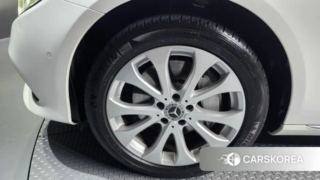 Mercedes-Benz E-Class W213 id 4530277 из Кореи 32