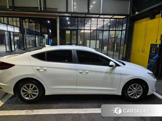 Hyundai The New Avante AD id 3853389 из Кореи 15