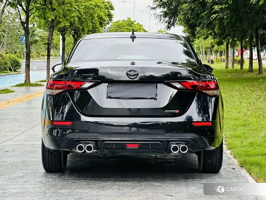 Nissan Sylphy 2022 Черный из Китая, фото 5