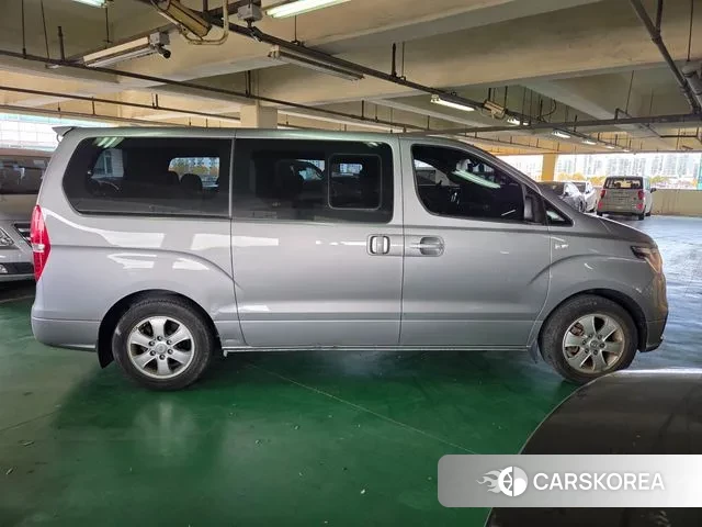 Hyundai The New Grand Starex id 3374699 из Кореи 15