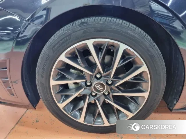 Hyundai Sonata (DN8) id 3374260 из Кореи 15