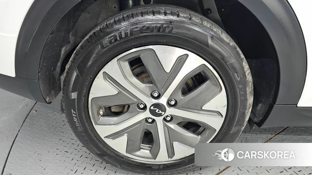 Kia Niro Plus id 4696849 из Кореи 15