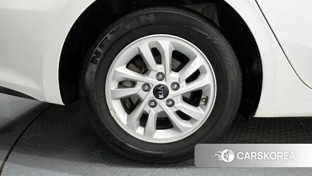 Kia Come New K3 id 4324829 из Кореи 26