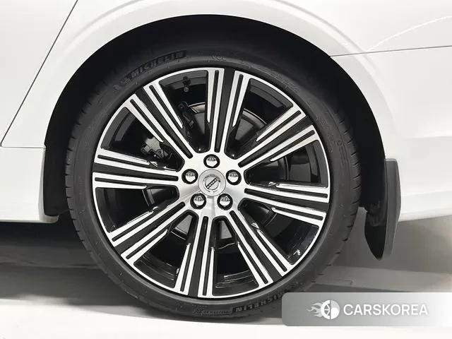 Volvo S90 id 3399989 из Кореи 9