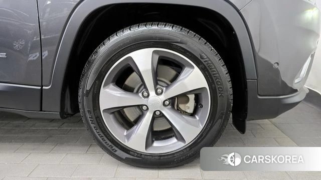 Jeep Cherokee (KL) id 3842113 из Кореи 15