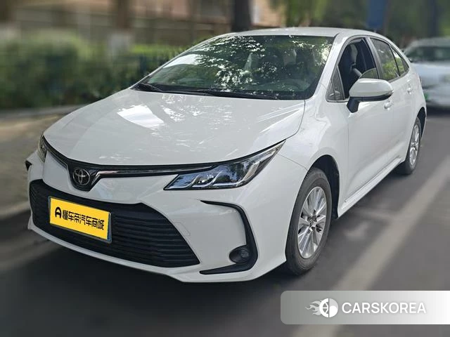 Toyota Corolla 2023 Белый из Китая, фото 5