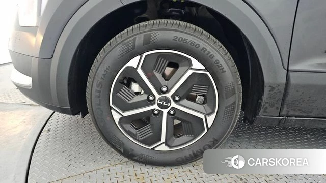 Kia Di Ol Nu Niro id 4185900 из Кореи 28