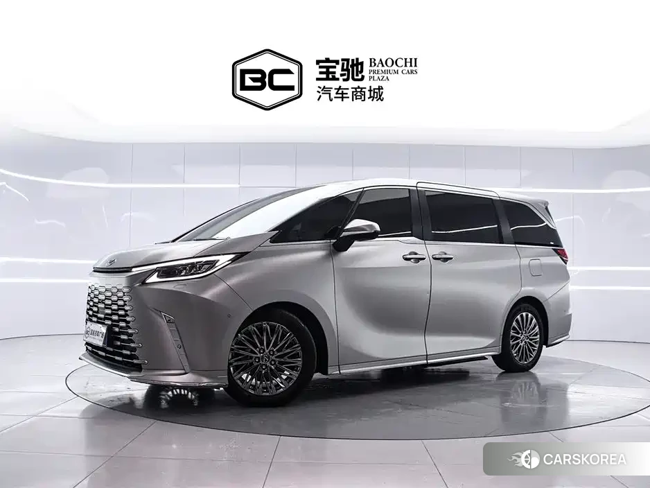 Lexus LM id 4628316 из Китая 12
