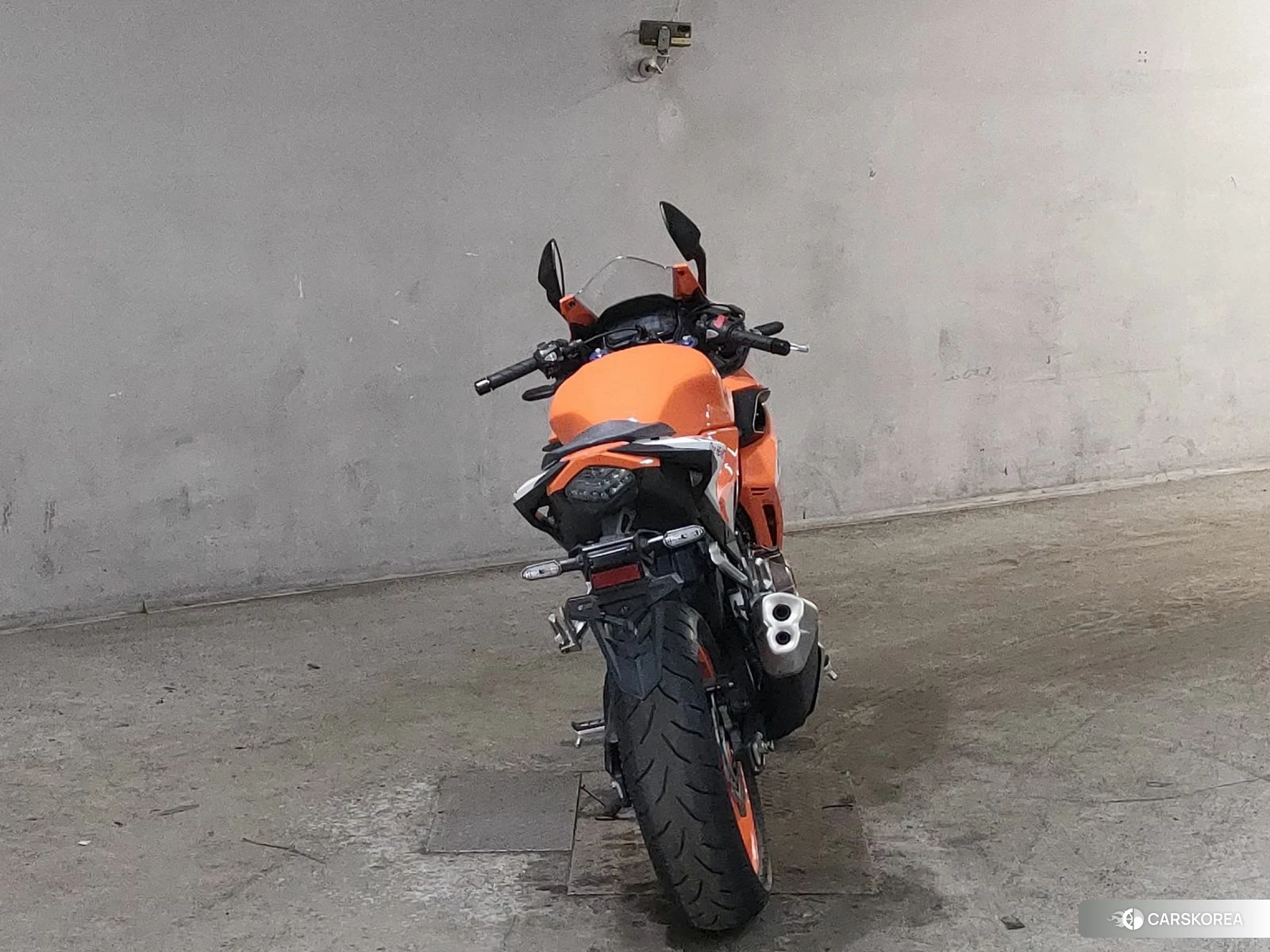 Проданный Honda CBR400R id 3947174 из Японии, фото 2