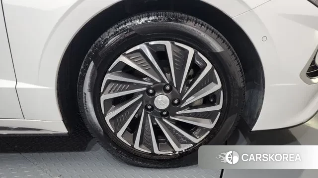 Hyundai Sonata Hybrid (DN8) id 3355182 из Кореи 15