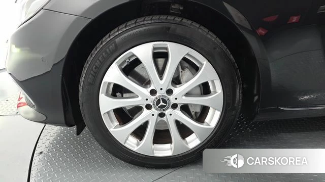 Mercedes-Benz E-Class W213 id 4203913 из Кореи 31