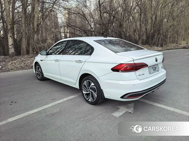 Volkswagen Bora id 4297925 из Китая 16