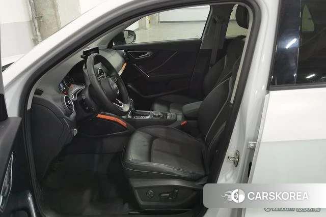 Audi Q2L id 4291524 из Китая 19