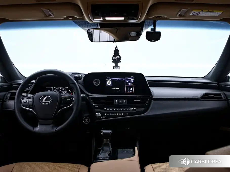 Lexus ES id 4606934 из Китая 12