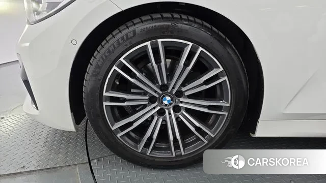 BMW 3 Series (G20) id 3317949 из Кореи 15