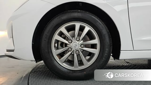 Hyundai The New Avante AD id 4895218 из Кореи 15