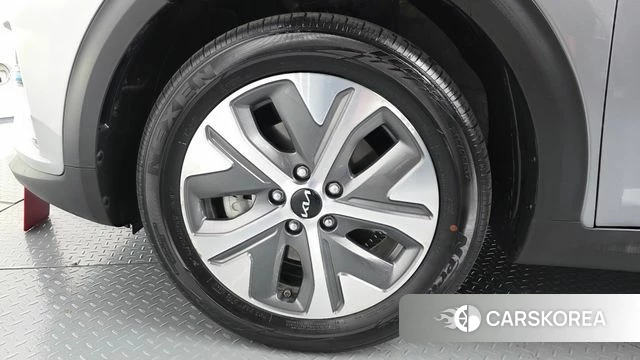 Kia Niro EV id 4383121 из Кореи 25