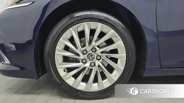 Lexus ES300h 7th generation id 3443951 из Кореи 15