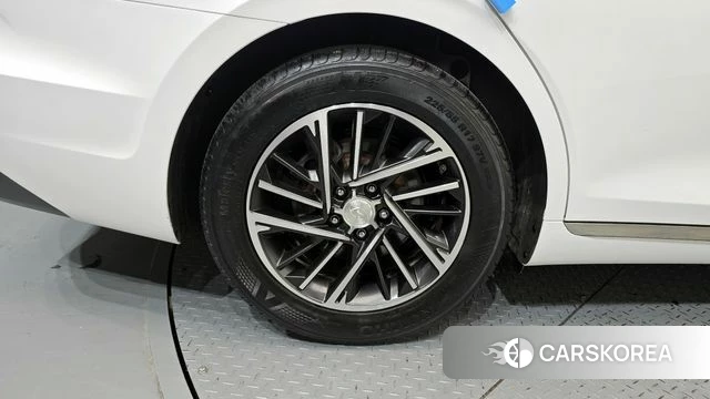 Hyundai The New Grandeur IG id 4370318 из Кореи 25