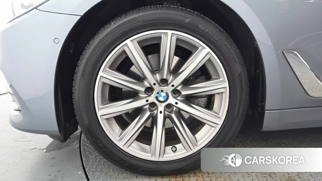 BMW 5 Series (G30) id 4737552 из Кореи 15
