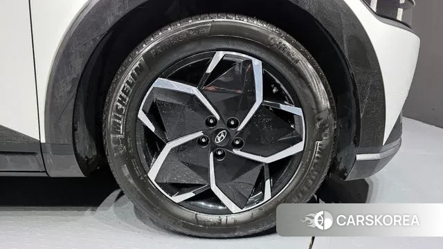 Hyundai Ionic 5 id 3406519 из Кореи 15