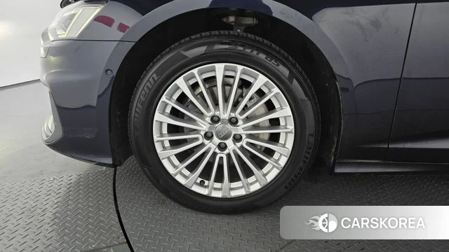 Audi A6 (C8) id 4496108 из Кореи 15