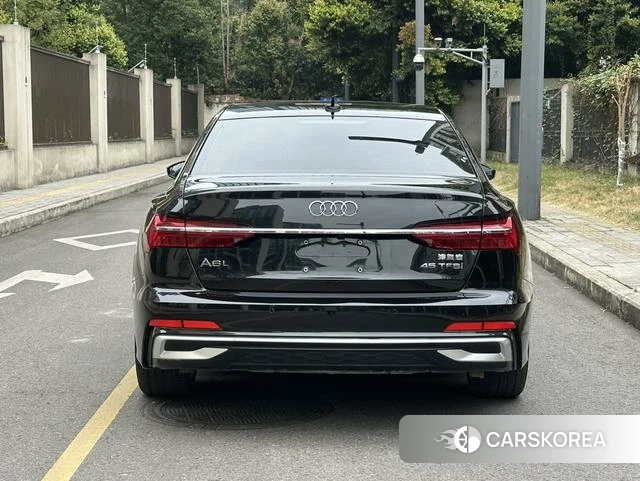 Audi A6L id 4207161 из Китая 16