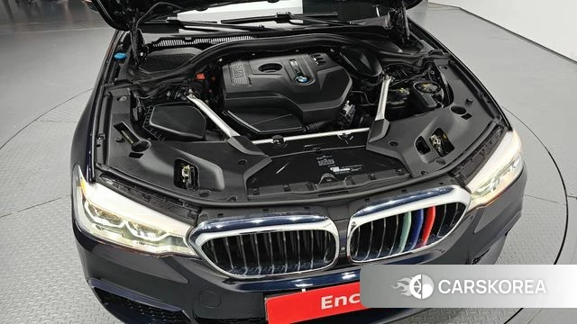 BMW 5 Series (G30) id 4684094 из Кореи 28