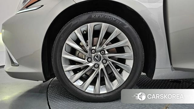 Lexus ES300h 7th generation id 4701574 из Кореи 15