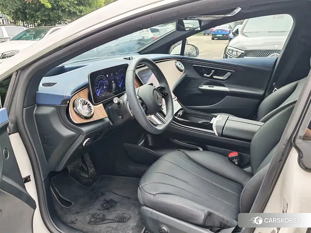 Mercedes-Benz EQE id 4601849 из Китая 9