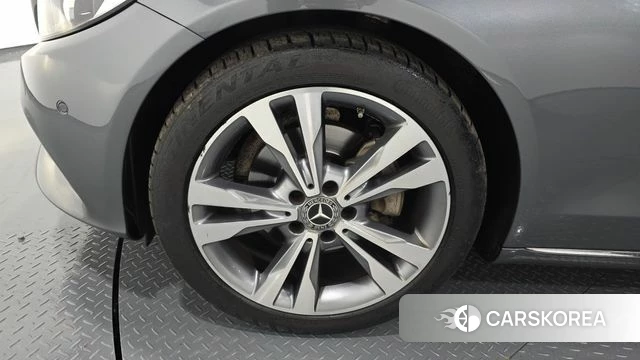 Mercedes-Benz C-Class W205 id 3966589 из Кореи 15