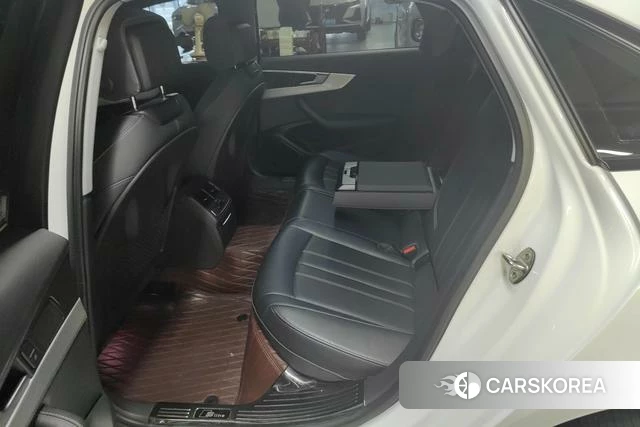 Audi A4L id 4336148 из Китая 12