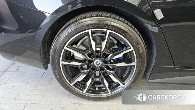 BMW i4 id 4249313 из Кореи 31