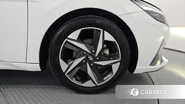 Hyundai Avante (CN7) id 3433984 из Кореи 15