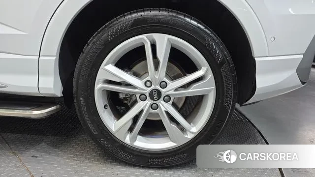 Audi Q3 (F3) id 3669041 из Кореи 15