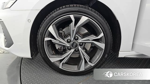 Audi A3 (8Y) id 4400937 из Кореи 28