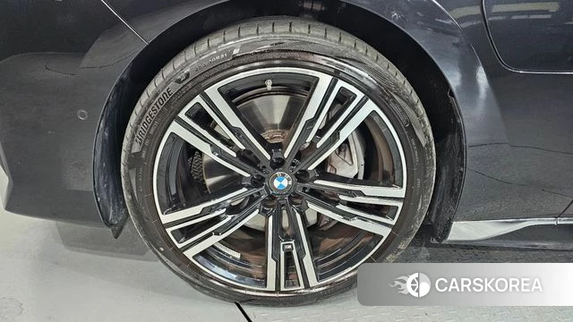 BMW 7 Series (G70) id 4242961 из Кореи 27