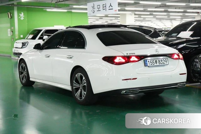 Mercedes-Benz E-Class W214 id 4607690 из Кореи 15