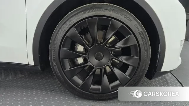 Tesla Model Y id 3626004 из Кореи 15