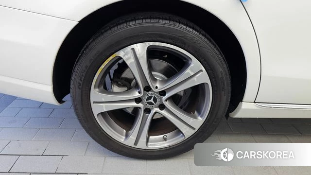 Mercedes-Benz E-Class W213 id 4907540 из Кореи 15