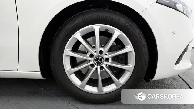 Mercedes-Benz A-Class W177 id 3747610 из Кореи 15