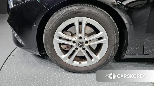 Mercedes-Benz A-Class W177 id 3825848 из Кореи 15