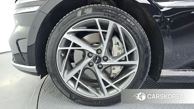 Genesis G90 (RS4) id 3625353 из Кореи 15