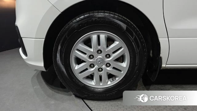 Hyundai The New Grand Starex id 3829398 из Кореи 15