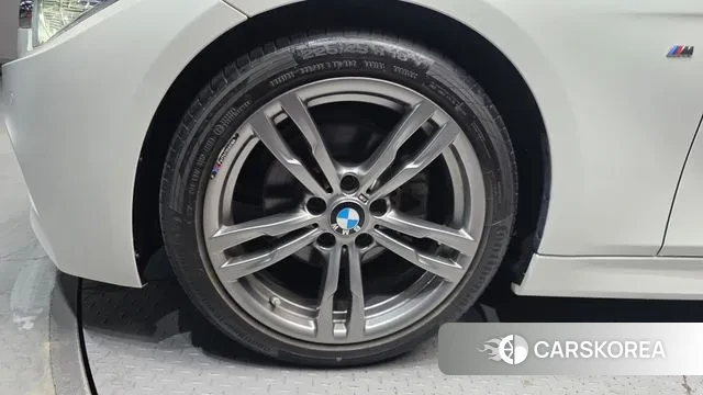 BMW 3 Series (F30) id 3583410 из Кореи 15